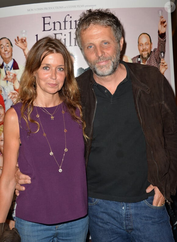 Stéphane Guillon et sa femme Muriel Cousin - Avant-première du film "Brèves de comptoir" au Théâtre du Rond-Point à Paris, le 8 septembre.