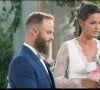 Axel et Caroline lors de leur mariage, dans "Mariés au premier regard", sur M6