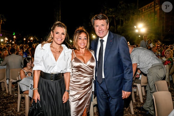 Christian Estrosi, le maire de Nice, avec sa femme, Laura Tenoudji Estrosi et son invité d'honneur Renaud Muselier, le président de la région PACA, a orchestré "Lou Festin Nissart", un diner amical et convivial autour du maire, au jardin Albert 1er sur la Coulée Verte à Nice le 6 septembre 2024. Ici, le maire et Laura posent avec Sarah Abitbol. Plus de 6000 personnes étaient réunies en plein coeur de Nice, à l'initiative de l'association des Amis du Maire pour soutenir Christian Estrosi qui a fait son discours politique de rentrée abordant autant les sujets de politique nationale que locale. Horizons. © Bruno Bebert/Bestimage