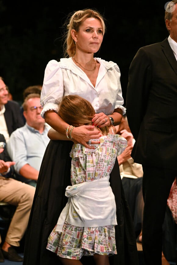 Leur fille Bianca était également présente.Christian Estrosi, le maire de Nice, avec sa femme, Laura Tenoudji Estrosi et son invité d'honneur Renaud Muselier, le président de la région PACA, a orchestré "Lou Festin Nissart", un diner amical et convivial autour du maire, au jardin Albert 1er sur la Coulée Verte à Nice le 6 septembre 2024. Plus de 6000 personnes étaient réunies en plein coeur de Nice, à l'initiative de l'association des Amis du Maire pour soutenir Christian Estrosi qui a fait son discours politique de rentrée abordant autant les sujets de politique nationale que locale. Horizons. © Bruno Bebert/Bestimage