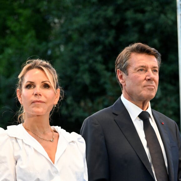 Christian Estrosi, le maire de Nice, avec sa femme, Laura Tenoudji Estrosi et son invité d'honneur Renaud Muselier, le président de la région PACA, a orchestré "Lou Festin Nissart", un diner amical et convivial autour du maire, au jardin Albert 1er sur la Coulée Verte à Nice le 6 septembre 2024. Plus de 6000 personnes étaient réunies en plein coeur de Nice, à l'initiative de l'association des Amis du Maire pour soutenir Christian Estrosi qui a fait son discours politique de rentrée abordant autant les sujets de politique nationale que locale. Horizons. © Bruno Bebert/Bestimage