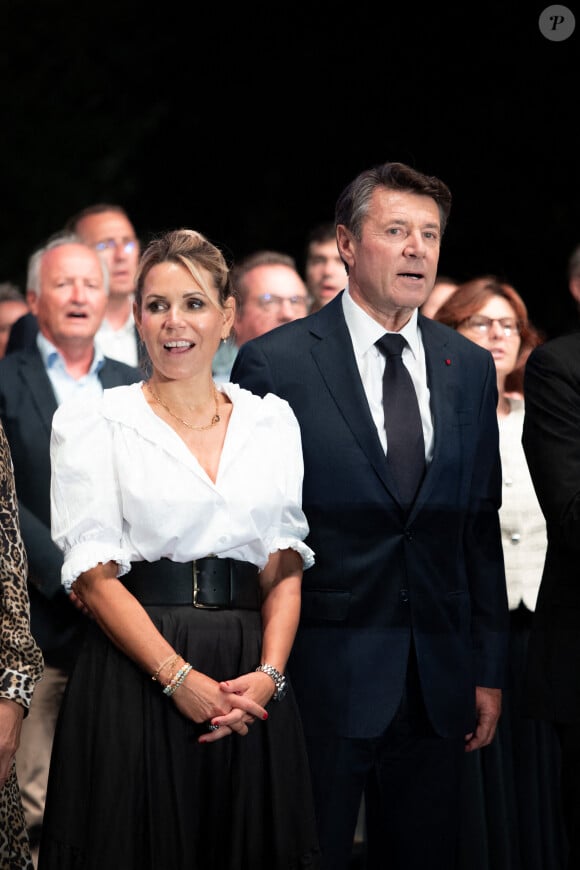 Le maire de Nice Christian Estrosi a fait sa rentrée politique avec le traditionnel "Festin Nissart" dans le jardin Albert Ier aux côtés de son épouse Laura, de sa fille Bianca et de Renaud Muselier, président de la région PACA. Des milliers de personnes ont assisté à ce meeting. Nice, France, le 6 septembre 2024. Photo par Shootpix/ABACAPRESS.COM