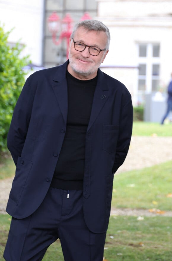 Laurent Ruquier - Photocall avec l'équipe de l'émission de radio "Les grosses têtes" lors de la 17ème édition du Festival du Film Francophone de Angoulême (FFA). Le 29 août 2024 © Coadic Guirec / Bestimage