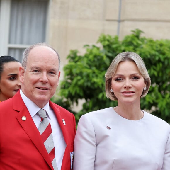 Le Prince Albert II de Monaco et la Princesse Charlène de Monaco - Emmanuel Macron, Président de la République Française, et la Première dame Brigitte Macron, accueillent les chefs d'Etat et de gouvernement présents à Paris pour la cérémonie d'ouverture des Jeux Olympiques de Paris 2024 (JO). © Dominique Jacovides - Pierre Perusseau / Bestimage