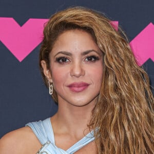 La chanteuse Shakira scelle un accord avec le parquet et suspend son procès en payant une lourde amende