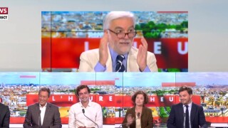 Pascal Praud craque en plein direct après une remarque de son chroniqueur sur CNews (VIDEO)