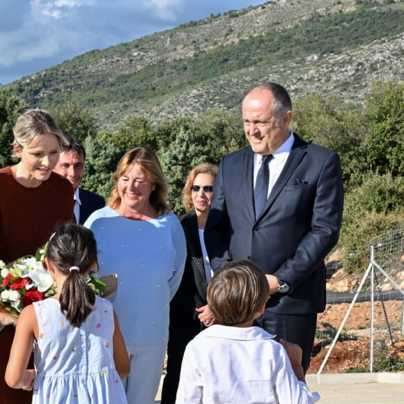 Le prince Albert II de Monaco et la princesse Charlene, présidente de la SPA monégasque, ont inauguré le nouveau refuge de la SPA de Monaco à Peille, le 16 septembre 2024.© Bruno Bebert / Bestimage 