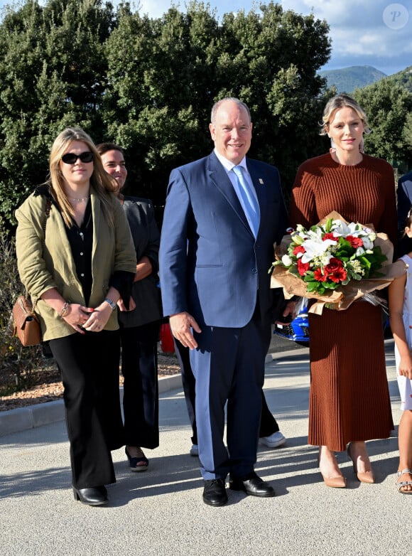 Accompagné de Camille Gottlieb et Gareth Wittstock, le couple a inauguré un nouveau refuge SPA
Le prince Albert II de Monaco et la princesse Charlene, présidente de la SPA monégasque, ont inauguré le nouveau refuge de la SPA de Monaco à Peille, le 16 septembre 2024.© Bruno Bebert / Bestimage 