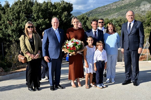 Le prince Albert II de Monaco et la princesse Charlene, présidente de la SPA monégasque, ont inauguré le nouveau refuge de la SPA de Monaco à Peille, le 16 septembre 2024.© Bruno Bebert / Bestimage 