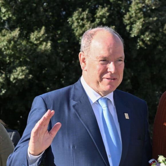 Le prince Albert II de Monaco et la princesse Charlene, présidente de la SPA monégasque, ont inauguré le nouveau refuge de la SPA de Monaco à Peille, le 16 septembre 2024. © Bruno Bebert / Bestimage 