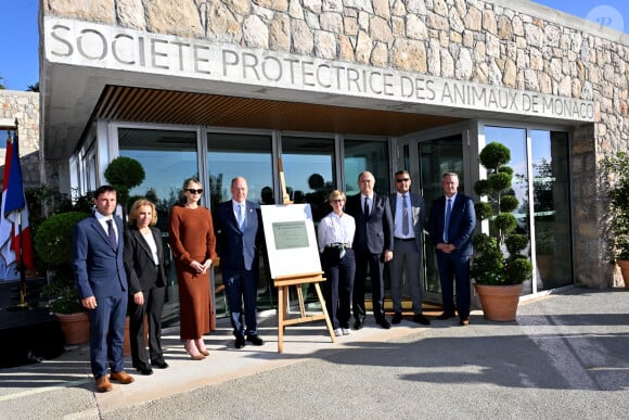 Le prince Albert II de Monaco et la princesse Charlene, présidente de la SPA monégasque, ont inauguré le nouveau refuge de la SPA de Monaco à Peille, le 16 septembre 2024.© Bruno Bebert / Bestimage 