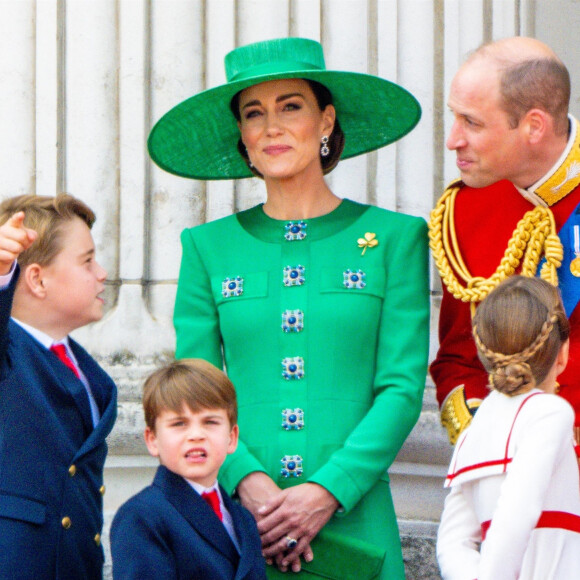 Le prince George, le prince Louis, la princesse Charlotte, Kate Catherine Middleton, princesse de Galles, le prince William de Galles - La famille royale d'Angleterre sur le balcon du palais de Buckingham lors du défilé "Trooping the Colour" à Londres. Le 17 juin 2023