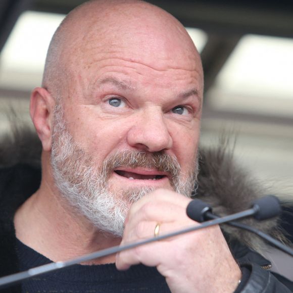 Philippe Etchebest - Rassemblement national des métiers de l'hôtellerie, de la restauration, du tourisme à l'appel de l'UMIH et le GNI à l'esplanade des Invalides à Paris le 14 décembre 2020. © Panoramic / Bestimage  