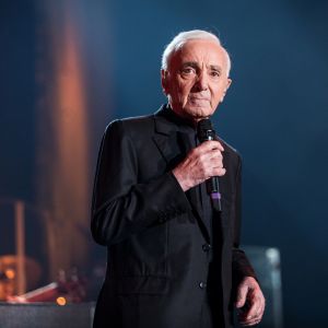 Exclusif - Charles Aznavour en concert à l'Accorhotels Arena (POPB Bercy) à Paris. Le 13 décembre 2017 © Cyril Moreau / Bestimage