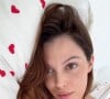 S'immortalisant au naturel et en pyjama, la star a fait comprendre qu'elle n'était pas seule dans son lit.
Iris Mittenaere tease l'arrivée de son petit chiot sur ses réseaux sociaux.
(Capture d'écran Instagram)