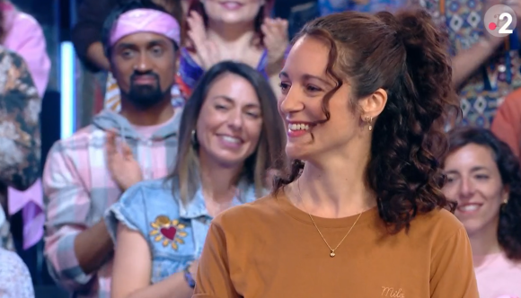 Coline de "N'oubliez pas les paroles" se confie sur ses gains lors de l'émission du 19 septembre 2024, sur France 2