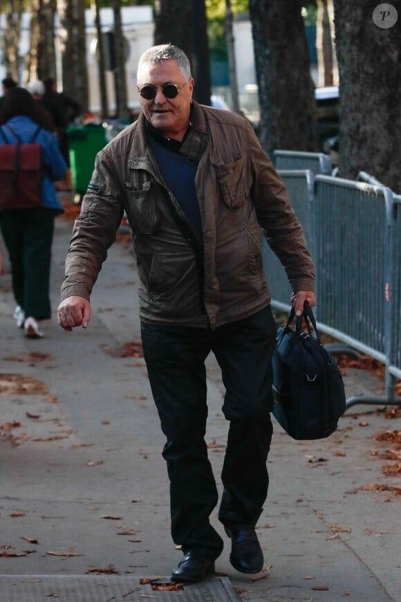 Jean-Marie Bigard - Arrivées à l'enregistrement de l'émission "Vivement Dimanche" présentée par M. Drucker et qui sera diffusée le 8 octobre 2023 sur France 3, au studio Gabriel à Paris, France, le 03 octobre 2023. © Christophe Clovis / Bestimage 