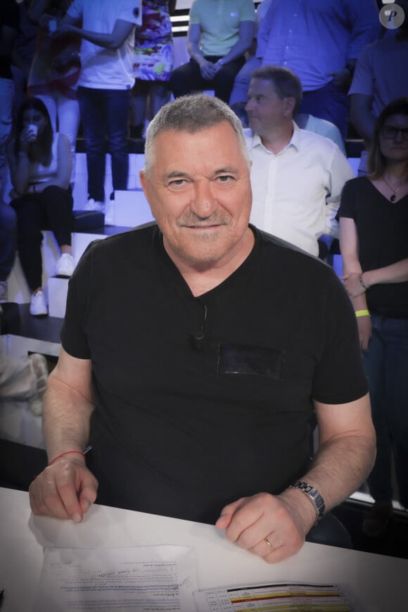 Exclusif - Jean-Marie Bigard sur le plateau de l'émission TPMP (Touche Pas à Mon Poste) présentée par C.Hanouna et diffusée en direct sur C8 à Paris, France, le 31 mai 2023. © Jack Tribeca/Bestimage 