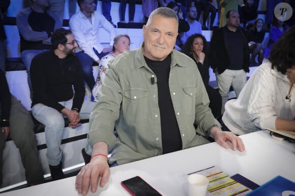 Exclusif - Jean-Marie Bigard - Sur le plateau de l'émission TPMP (Touche Pas à Mon Poste) présentée en direct par C.Hanouna et diffusée sur C8 à Paris le 7 mars 2023. © Jack Tribeca / Bestimage 