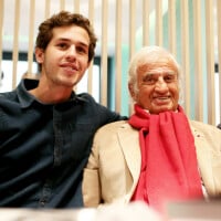 Jean-Paul Belmondo : Son petit-fils Victor mal à l'aise lors du dernier hommage, "mon entourage ne le sentait pas du tout"