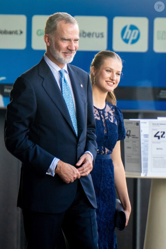 Le roi Felipe VI d'Espagne, la princesse héritière Leonor - La famille royale d'Espagne lors de la remise des prix Princesse de Gérone (Princess of Girona Awards) à Lloret del Mar le 10 juillet 2024.