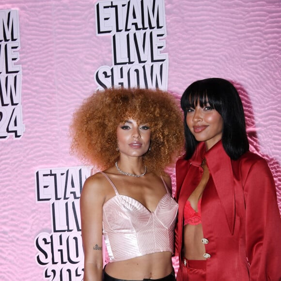 Alicia Aylies et Flora Coquerel à la 17ème édition du Etam Live Show à la Monnaie de Paris le 24 septembre 2024. © Rachid Bellak / Bestimage