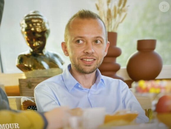 Christophe pendant ses speed-datings dans "L'amour est dans le pré". M6