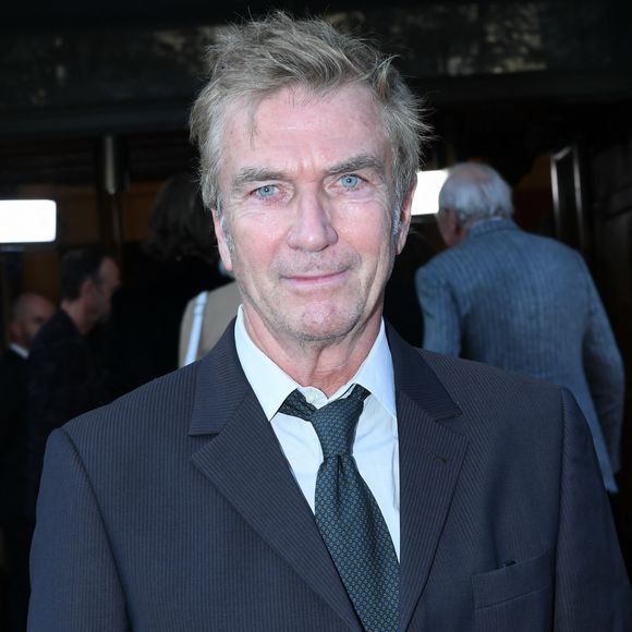 Il évoque le regard
Philippe Caroit arrivant au "Concerto pour la Paix" organisé par Omar Harfouch au Théâtre des Champs Élysées à Paris, France, le 18 Septembre 2024. © Rachid Bellak / Bestimage 