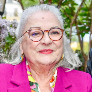 Ce mercredi, on retrouve Josiane Balasko au cinéma dans "Quand vient l'automne"...
Josiane Balasko assiste à la remise des prix littéraires à la Closerie Des Lilas à Paris, France. Photo par Shootpix/ABACAPRESS.COM