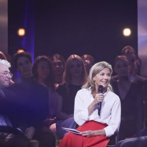 Exclusif - François Morel, Anne Roumanoff, Michel Boujenah, Claire Chazal, Dany Boon, Jacques Pessis - Enregistrement de l'émission "Le grand échiquier, Spéciale Raymond Devos", présentée par C.Chazal et M.Boujenah, et diffusée le 11 juillet à 21h15 sur France 2 © Jack Tribeca / Bestimage