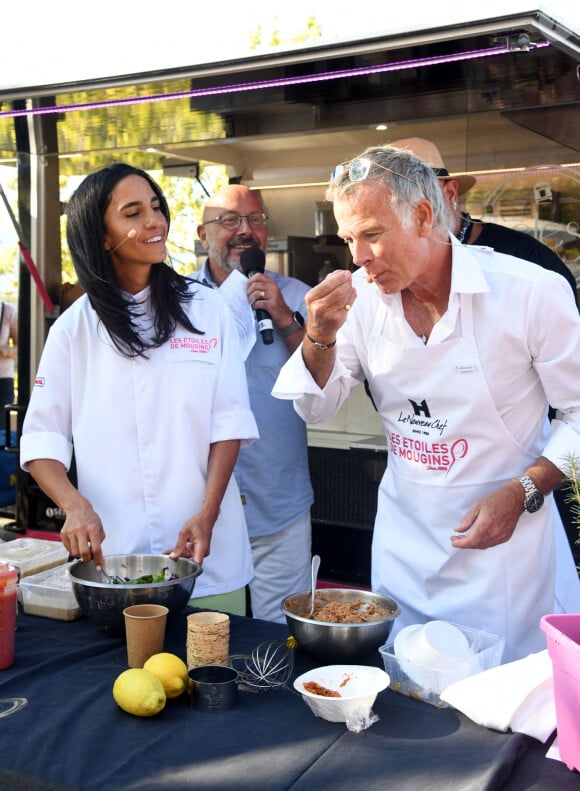 Franck Dubosc et sa femme Danièle durant la 1ère journée du Liban à Mougins le 1er août 2021, journée caritative, organisée par l'association "Mon Liban d'Azur" sous forme de marché solidaire, de tombola afin de récolter des fonds qui permettront de venir en aide à l'Hôpital Français du Levant, pour notamment l'achat d'un scanner. © Bruno Bebert/Bestimage 