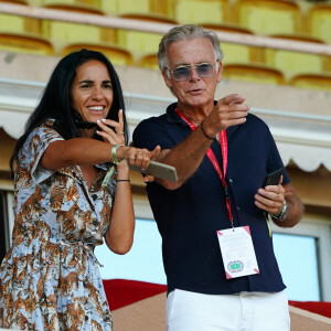 Franck Dubosc et sa femme Danièle Dubosc assistent au match de football AS Monaco - Rennes (1-1), Ligue 1 Uber Eats, au Stade Louis II à Monaco le 13 Août 2022. © Norbert Scanella / Panoramic / Bestimage 