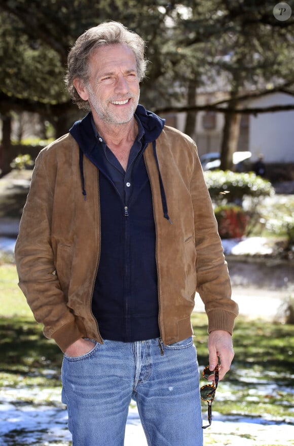 Stéphane Freiss - Photocall du film "Meurtre à Pont-Aven" lors de la 25ème Edition du Festival TV de Luchon. Le 3 février 2023 © Patrick Bernard / Bestimage