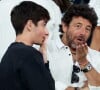 Mieux, ils sont carrément sortis en soirée tous ensemble.
Patrick Bruel et son fils Léon - Les célébrités en tribunes pendant la finale de basketball opposant les Etats-Unis à la France (98-87) lors des Jeux Olympiques de Paris 2024 (JO) à l'Arena Bercy, à Paris, France. © Jacovides-Perusseau/Bestimage 