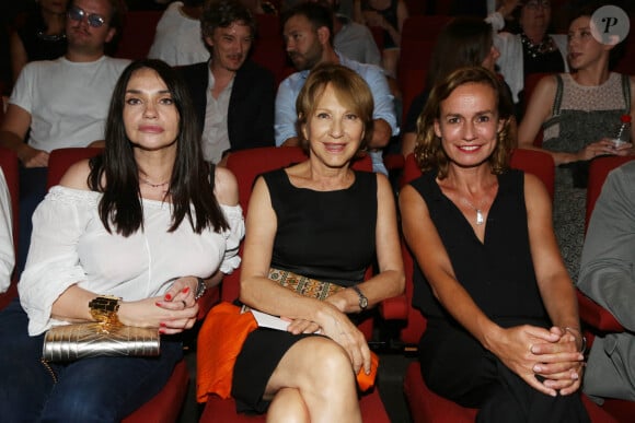 Béatrice Dalle, Nathalie Baye et Sandrine Bonnaire assistant à la cérémonie de clôture du 10e Festival du film d'Angoulême à Angoulême, en France, le 27 août 2017. Photo par Jerome Domine/ABACAPRESS.COM