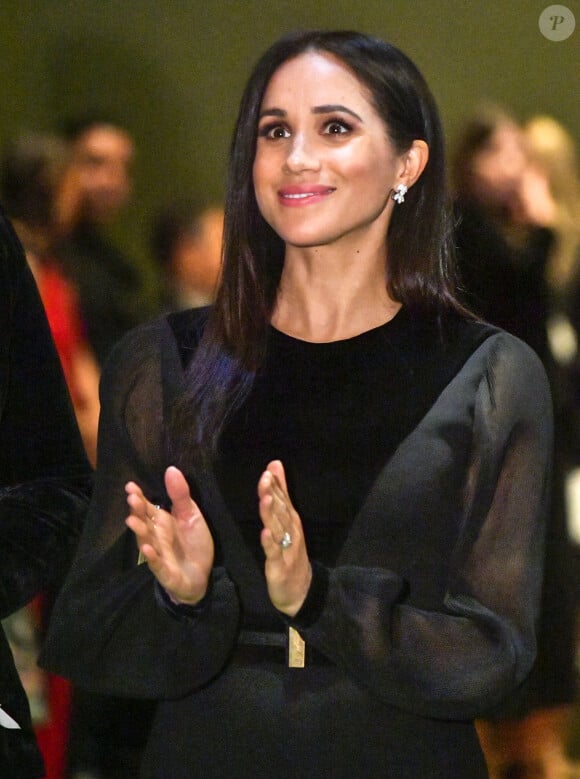 Meghan Markle, duchesse de Sussex inaugure l'exposition "Oceania" le 25 septembre 2018 à Londres 