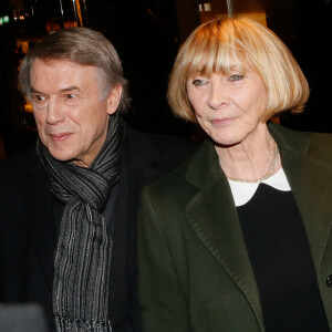 Salvatore Adamo et sa femme Nicole - Photocall à l'occasion de la présentation du nouveau spectacle du Lido "Paris Merveilles" à Paris, le 8 avril 2015.