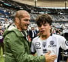 Le manager de Medhi Narjissi porte plainte contre la FFR
 
Archives - Djalil Narjissi et son fils Medhi Narjissi après la victoire du SU Agen Champion de France Cadets Gaudermen Medhi Narjissi brandit le bouclier. © Thierry Breton / Panoramic / Bestimage