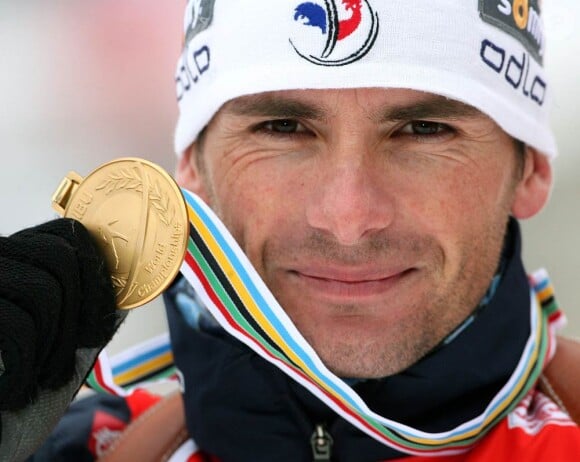 Raphaël Poirée va rechausser les skis le 28 mars 2010, 3 mois après son terrible accident...