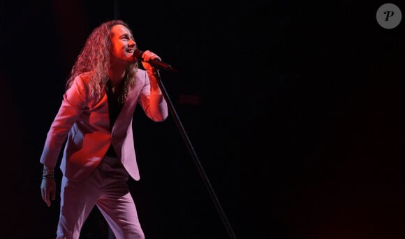 Exclusif - Julien Doré est en concert au Zenith Arena à Lille le 10 décembre 2022. © Stéphane Vansteenkiste / Bestimage 