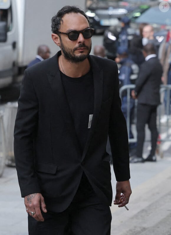 Roman de Kermadec, fils de Kate Berry - Arrivées aux obsèques de Jean-Yves Le Fur en l'église Saint-Roch à Paris, le 6 avril 2024. © Jacovides / Moreau / Bestimage 