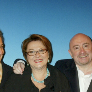 A Paris lors de l'avant-première du film "Les Bronzés 3 : Amis pour la vie" à l'UGC Bercy. Gérard Jugnot, Christian Clavier, Josiane Balasko, Michel Blanc, Marie-Anne Chazel, Thierry Lhermitte le 23 janvier 2006.