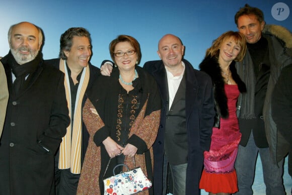 A Paris lors de l'avant-première du film "Les Bronzés 3 : Amis pour la vie" à l'UGC Bercy. Gérard Jugnot, Christian Clavier, Josiane Balasko, Michel Blanc, Marie-Anne Chazel, Thierry Lhermitte le 23 janvier 2006.