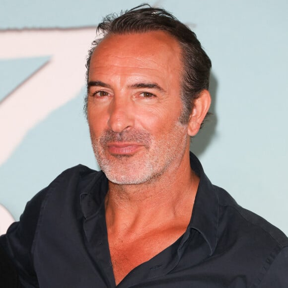 Pour mémoire, l'acteur réside dans cette commune des Hauts-de-Seine depuis 2015
Jean Dujardin - Première de la série "Zorro" à l'hôtel Le Marois à Paris. Les huit épisodes de cette nouvelle fiction sont à découvrir sur Paramount+ avant une diffusion fin 2024 sur France Télévisions.