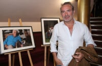 Installé à Saint-Cloud dans un quartier privé, Jean Dujardin se mobilise pour sa ville huppée qui s'embellit