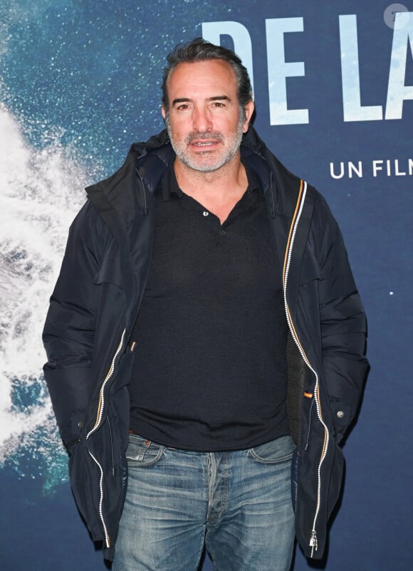 Il a racheté la maison de Lino Ventura dans le quartier de Montretout
Jean Dujardin, narrateur à l'avant-première du film "Les Gardiennes de la planète" à la maison de l'UNESCO à Paris, France, le 3 février 2023. © Coadic Guirec/Bestimage