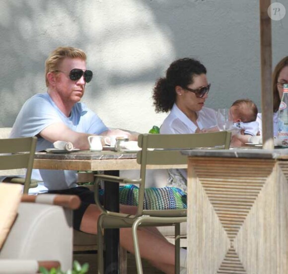 Boris Becker, sa femme Lilly Kerssenberg et leur fils Amadeus, déjeunent à Miami