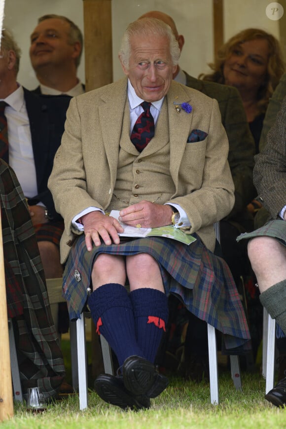 Le roi Charles III d'Angleterre assiste aux Jeux des Highlands de Mey. 