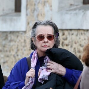 Dominique Lavanant - Obsèques de Danielle Darrieux en l'église Saint-Jean Baptiste de Bois-le-Roi (Eure) le 25 octobre 2017. 