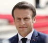 Emmanuel Macron a un projet précis en termes d'écologie pour le palais de l'Elysée
Le président français Macron passe en revue les troupes lors de sa cérémonie d'assermentation pour un second mandat présidentiel, dans les jardins du palais de l'Élysée à Paris, en France © Stéphane Lemouton/Bestimage 